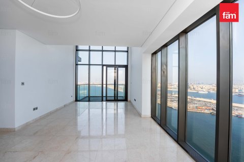 Квартира с 3 спальнями  №117556 2