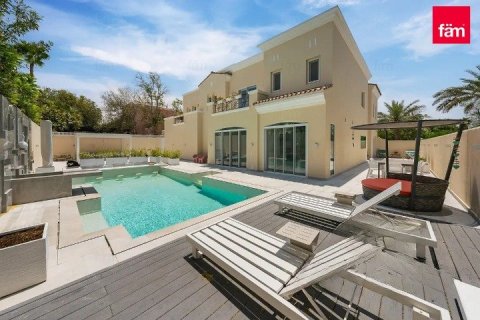 Villa de 6 chambres  No. 117559 2