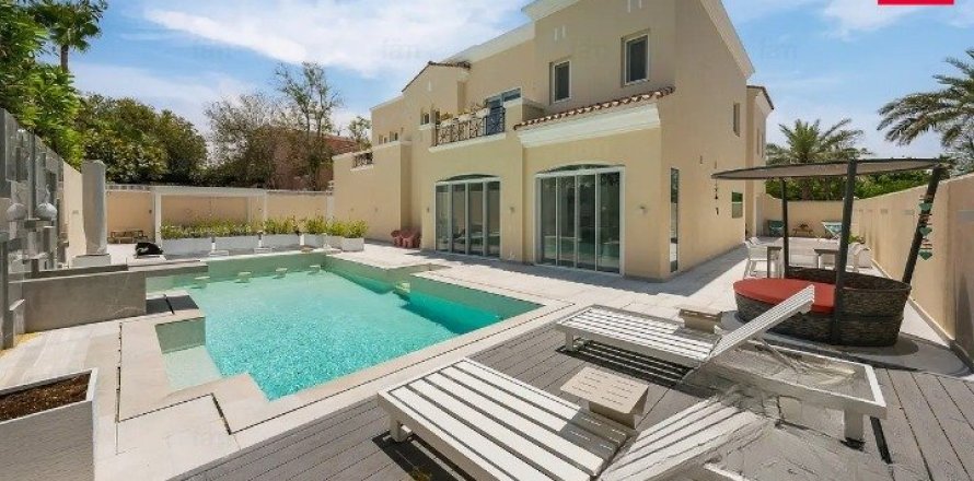 Villa de 6 chambres  No. 117559