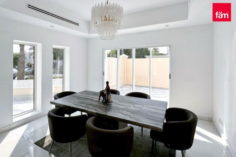 Villa de 6 chambres  No. 117559 3