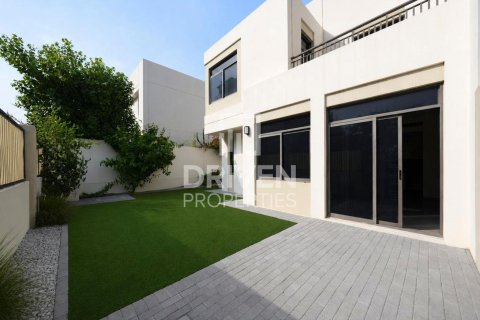 4 bedrooms Townhouse in Noor Townhouses, UAE No. 192549 25