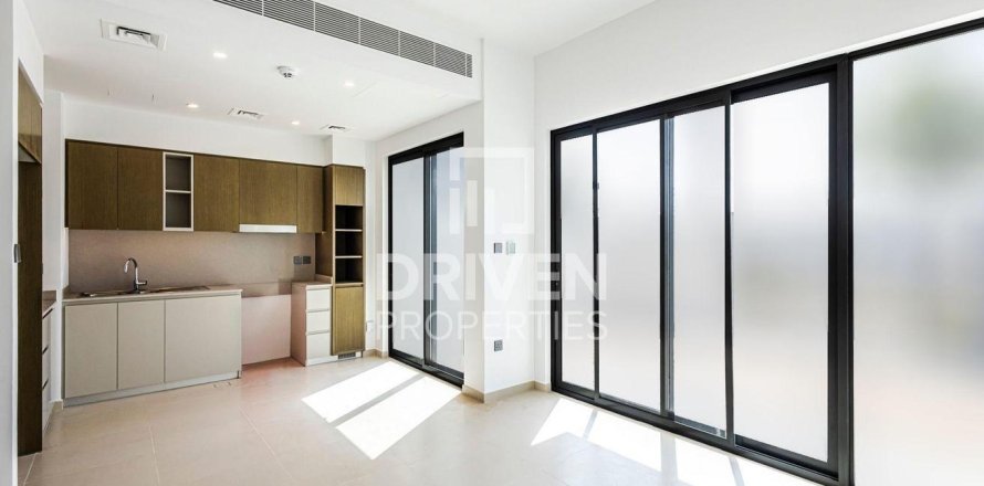 3 غرف نوم تاون هاوس في Sun, الإمارات العربية المتحدة رقم 192551
