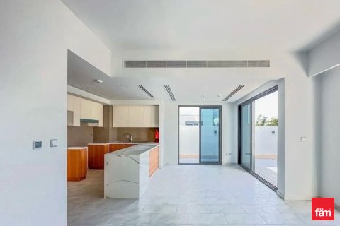 Villa de 4 dormitorios en Dubai, UAE No. 125382 5