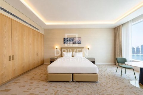 Studio Apartment in The Palm Tower, UAE No. 201497 7