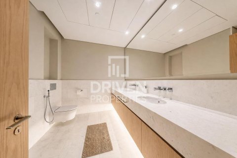 Studio Apartment in The Palm Tower, UAE No. 201497 12