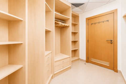 Apartment de 2 dormitorios en Palm Jumeirah, UAE No. 202500 12