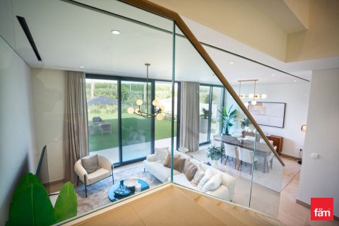 3 bedrooms Townhouse in Dubai, UAE No. 140178 8