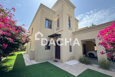 4 bedrooms Villa in Casa, UAE No. 164766 25
