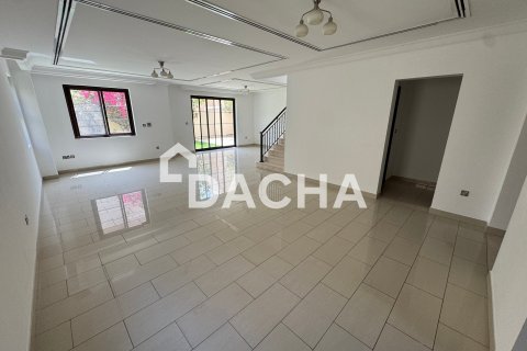 4 bedrooms Villa in Casa, UAE No. 164766 4