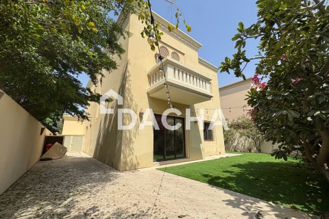4 bedrooms Villa in Casa, UAE No. 164766 27