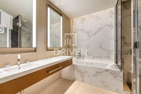 Квартира с 1 спальней в The Address Residences Dubai Opera, ОАЭ №188703 10