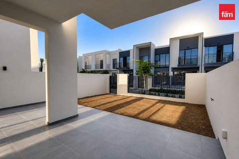 3 bedrooms Townhouse in Dubai, UAE No. 186529
