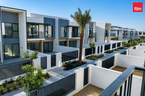 3 bedrooms Townhouse in Dubai, UAE No. 186529 11