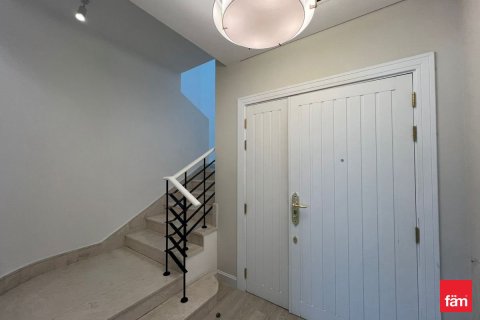 Villa de 2 dormitorios en Dubai, UAE No. 163724 11