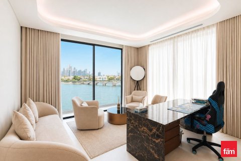 Villa de 5 dormitorios en Jumeirah Islands, UAE No. 163728 3