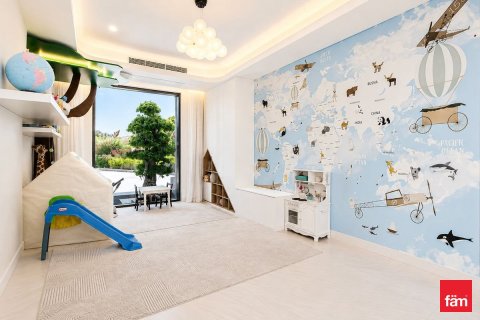 Villa de 5 dormitorios en Jumeirah Islands, UAE No. 163728 4
