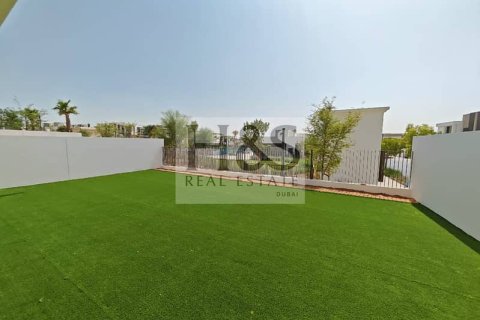 Villa de 4 dormitorios  No. 112640 14