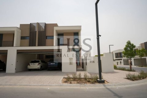 Villa de 4 dormitorios  No. 112640 28