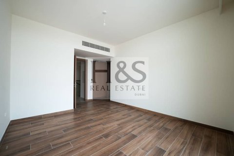 Villa de 4 dormitorios  No. 112640 23