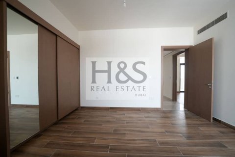Villa de 4 dormitorios  No. 112640 9