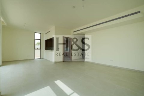 Villa de 4 dormitorios  No. 112640 24