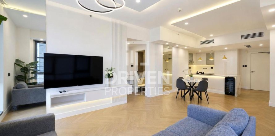 2 bedrooms Apartment in Standpoint Towers, UAE No. 198795