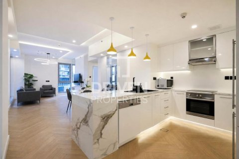 2 bedrooms Apartment in Standpoint Towers, UAE No. 198795 16