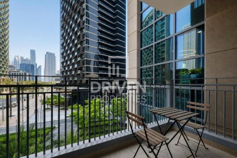 2 bedrooms Apartment in Standpoint Towers, UAE No. 198795 26