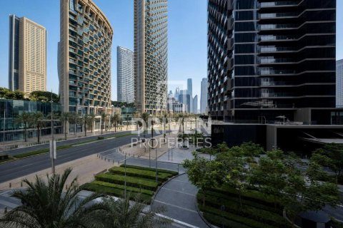 2 bedrooms Apartment in Standpoint Towers, UAE No. 198795 24