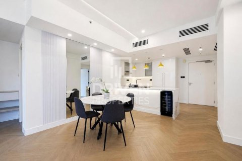 2 bedrooms Apartment in Standpoint Towers, UAE No. 198795 12