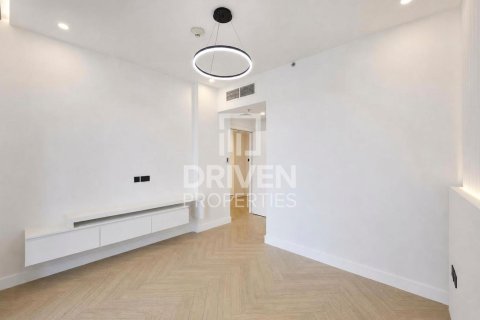 2 bedrooms Apartment in Standpoint Towers, UAE No. 198795 4