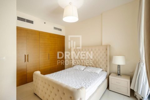 1 bedroom Apartment in Claren Towers, UAE No. 198792 12