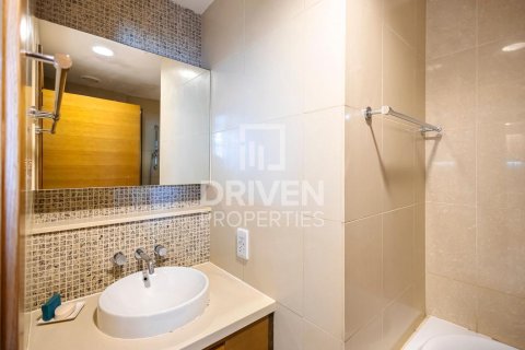 1 bedroom Apartment in Claren Towers, UAE No. 198792 7