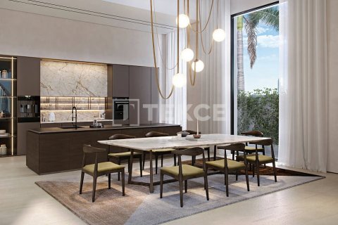 5 bedrooms Villa in Dubai, UAE No. 151345 4