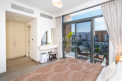 Villa de 3 dormitorios en Ruba, UAE No. 151348 20