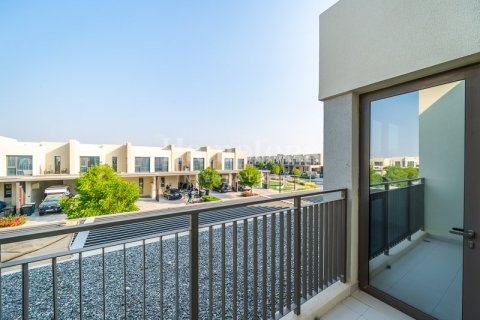 3 bedrooms Villa in Dubai South (Dubai World Central), UAE No. 151344 3