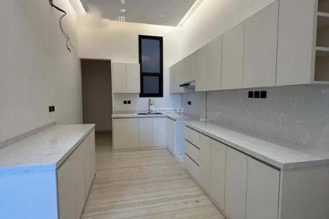 Apartment de 4 dormitorios en Riyadh, Saudi Arabia No. 98725 2