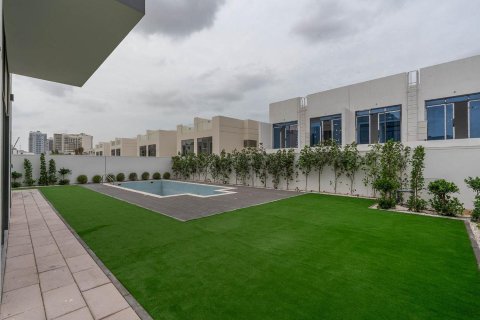 4 غرف نوم فيلا في Al Furjan, الإمارات العربية المتحدة رقم 204851 4