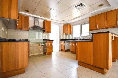 Villa de 5 dormitorios No. 118814 10