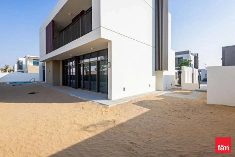 Villa de 4 dormitorios  No. 134915 24