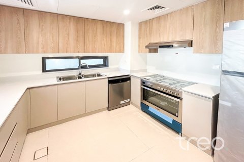 4 bedrooms Villa in Dubai South (Dubai World Central), UAE No. 183100 21