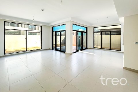 4 bedrooms Villa in Dubai South (Dubai World Central), UAE No. 183100 19