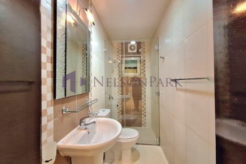 1 bedroom Apartment in Doha, Qatar No. 60970 6