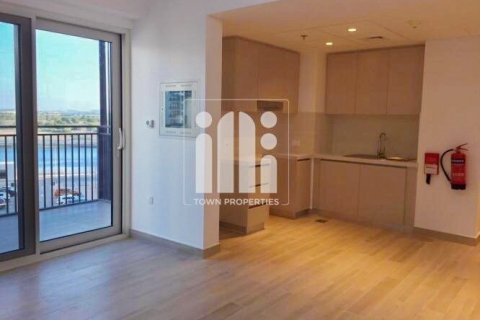 Apartment de 2 dormitorios en WATER'S EDGE Yas Island, UAE No. 95822 5