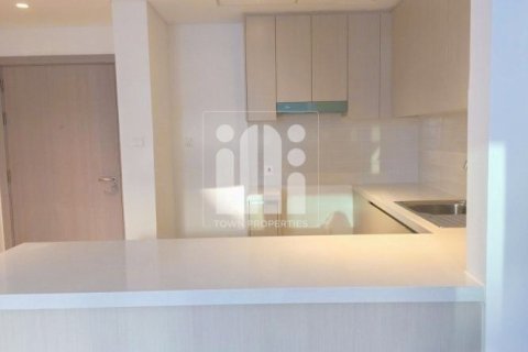 Apartment de 2 dormitorios en WATER'S EDGE Yas Island, UAE No. 95822 12
