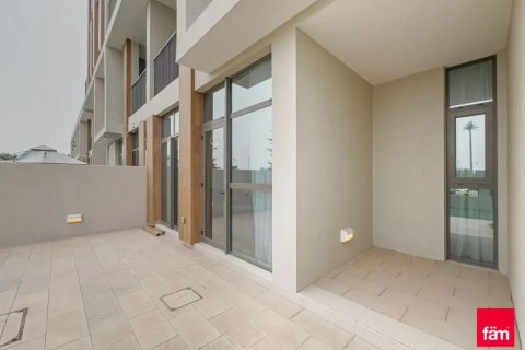 2 bedrooms Apartment in Dubai, UAE No. 168053