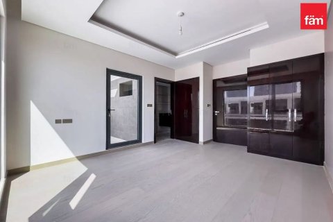 3 bedrooms Villa in Dubai, UAE No. 188320 7
