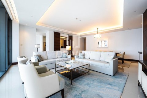 Квартира с 5 спальнями в The Address Sky View Towers, ОАЭ №138367 3