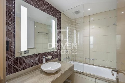 Квартира с 2 спальнями в DAMAC Towers by Paramount, ОАЭ №138366 17