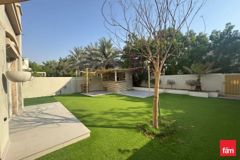 Townhouse de 3 dormitorios  No. 115331 3